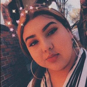 Meet your Posher, Suzanna